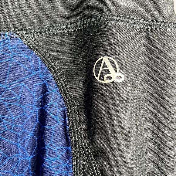 Reactivate Black and Blue Athletic Leggings Size Medium - Picture 3 of 9